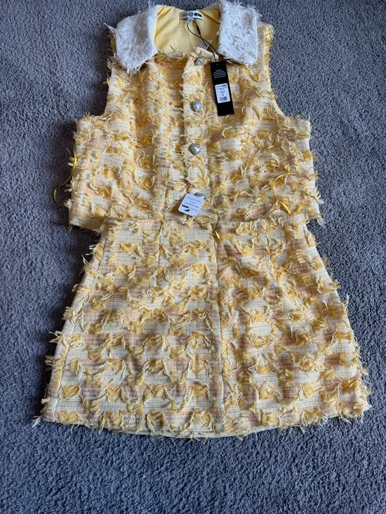 Fashion Nova She’s Classy Tweed Mini Skirt Set - Yellow - Picture 8 of 8